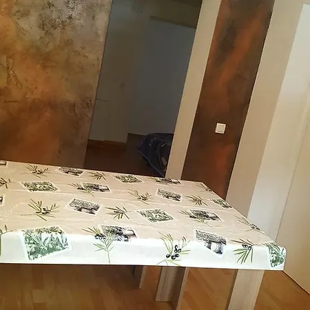 Διαμέρισμα Anna Maria *